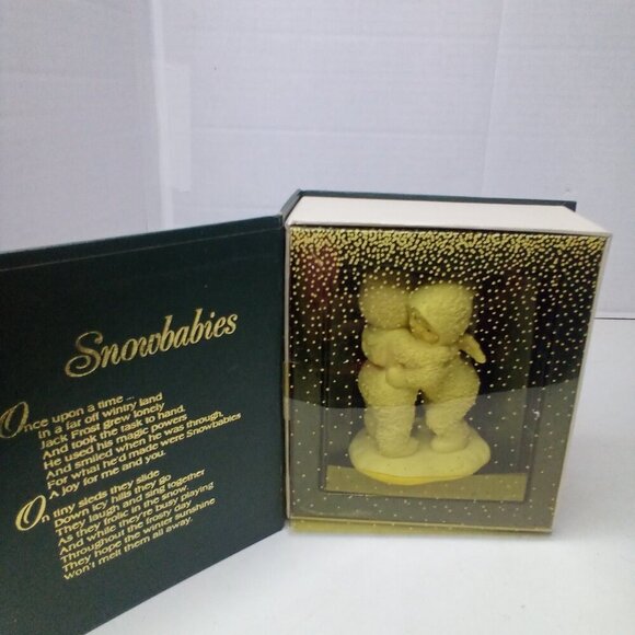 Department 56 Winter Tales Snowbabies I need A Hug Figurine Christmas - Picture 12 of 12